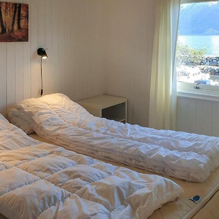 Beautiful Home In Vallavik With Kitchen Bu エクステリア 写真